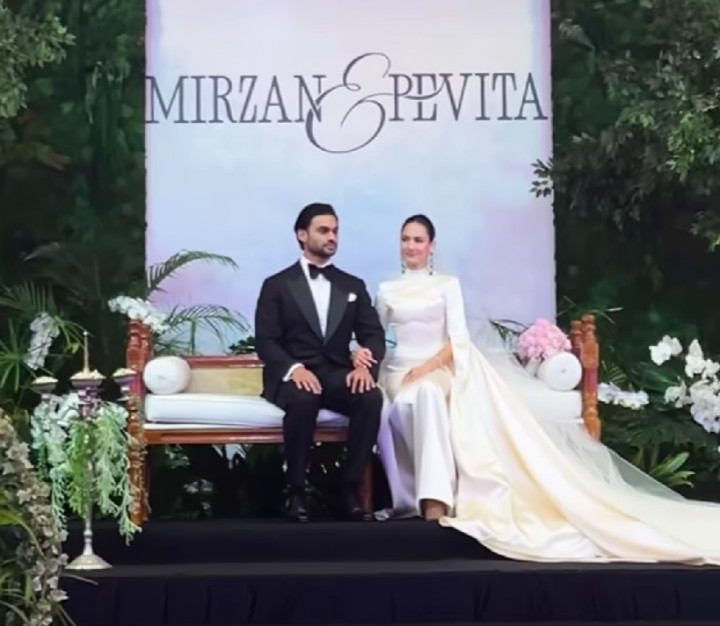 Pevita Pearce dan Mirzan Meer Gelar Resepsi Pernikahan Mewah di Malaysia