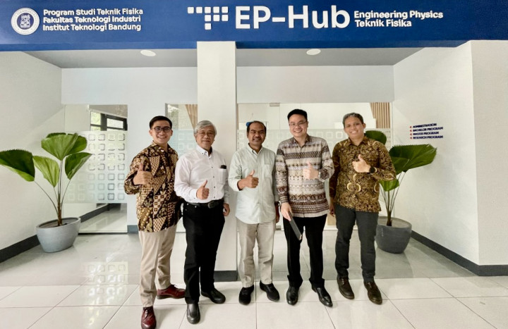 Anak ITB Bisa Belajar Mata Kuliah dari Schneider Electric