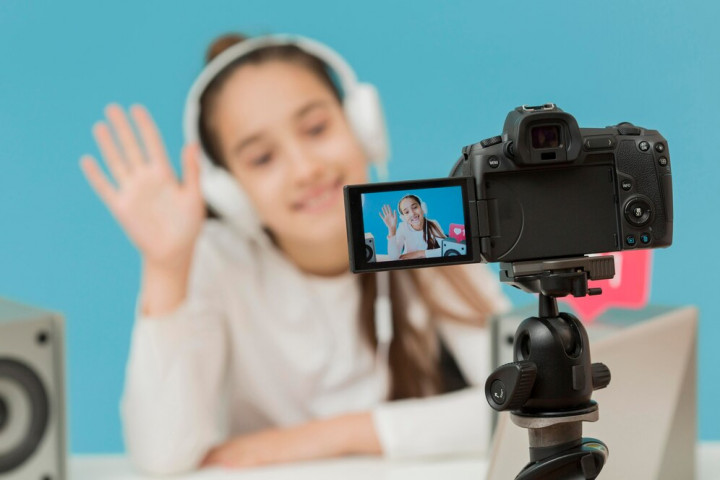 Waspada! Kecanduan <i>Live Streaming</i> Berdampak Buruk bagi Kesehatan