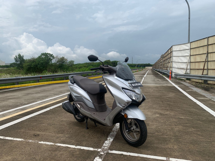 Suzuki Burgman Street 125EX, Kombinasi Body Besar & Mesin 125 cc