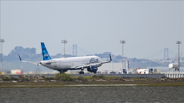 Terjadi Lagi, Petugas Temukan Dua Mayat di Roda Pesawat AS