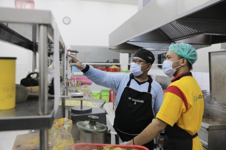 Warga Semarang Senang Terlibat di Dapur Makan Bergizi Gratis: Ini Membuka Lapangan Pekerjaan