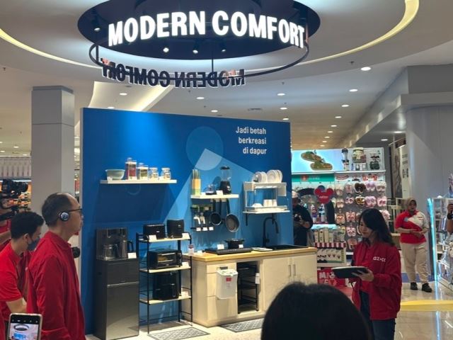 Ganti Identitas Baru, AZKO Lebarkan Sayap hingga ke Papua