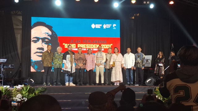 Perhormatan bagi Seniman Hardi Melalui Pameran Seni Jejak Perlawanan: 'Sang Presiden 2001'