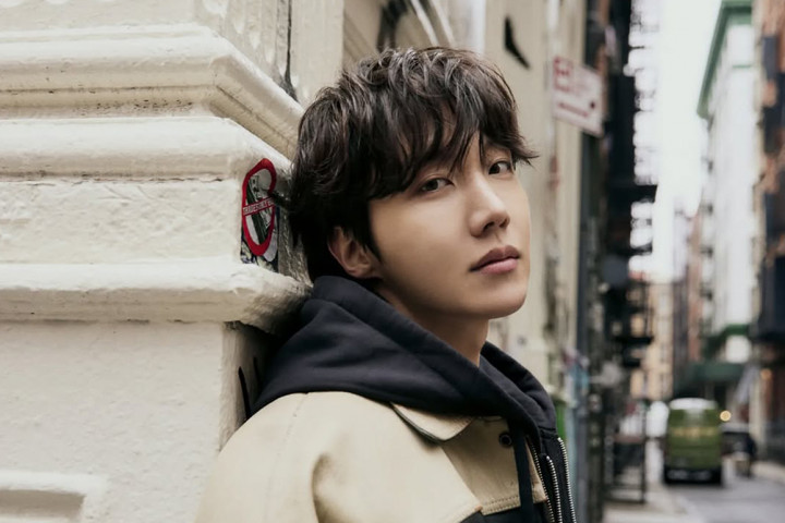 Bintang BTS J-Hope akan Rilis Musik Baru Maret Mendatang