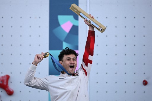 <i>Link Voting</i> Veddriq Leonardo di Penghargaan <i>Athlete of the Year 2024</i>