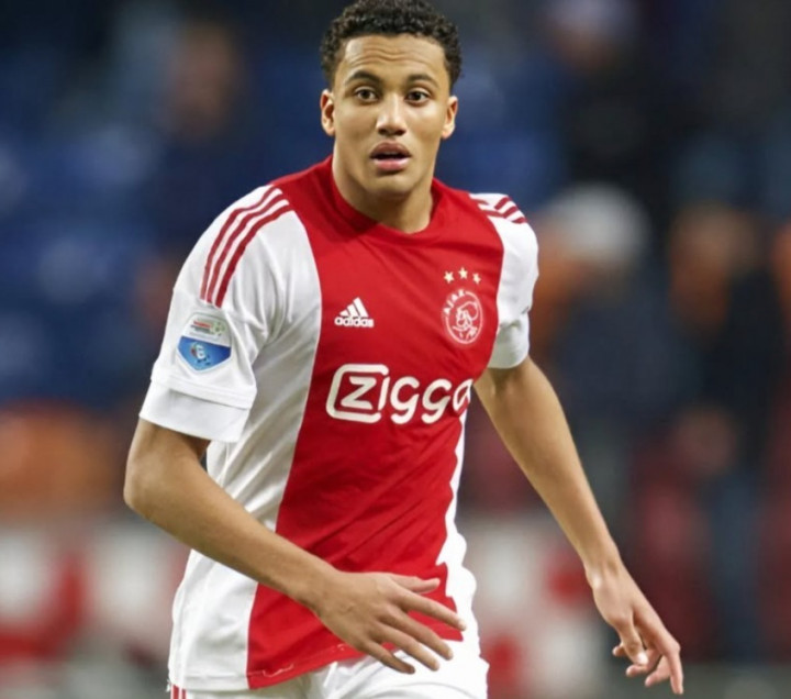 Erick Thohir dan Patrick Kluivert Bidik Eks Pemain Liga Inggris Jairo Riedewald untuk Naturalisasi