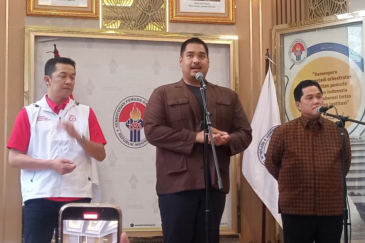 Menpora Dito Bahagia Dikunjungi Patrick Kluivert