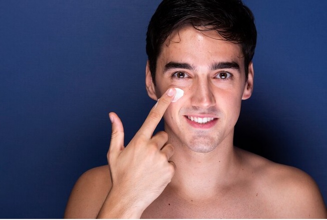 Catat! 5 Langkah Memilih Sunscreen untuk Pria
