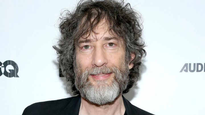 Penulis Legendaris Neil Gaiman Dituduh Memerkosa 8 Perempuan