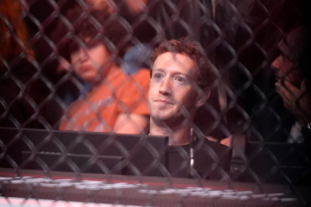 Mark Zuckerberg Criticizes Apple’s Lack of Innovation in Joe Rogan Podcast