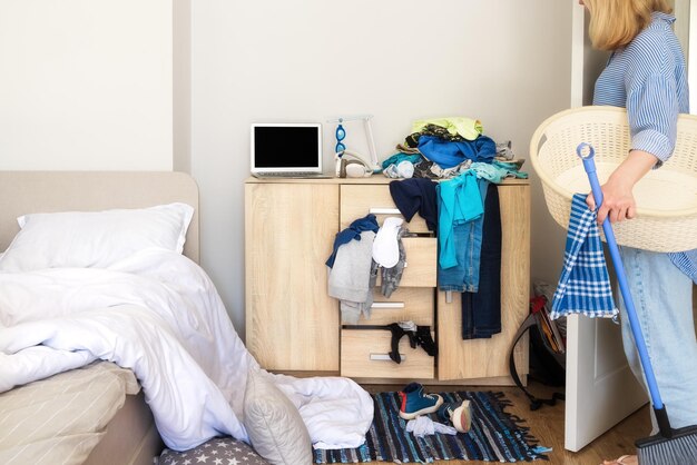 8 Aturan Sebelum Kamu <i>Decluttering</i>, Biar Rumah Makin Rapi