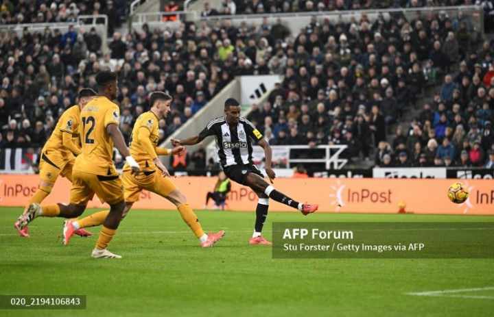 Newcastle Vs Wolverhampton: The Magpies Benamkan Wolves, Alexander Isak Cetak Dua Gol dan Satu <i>Assist</i>