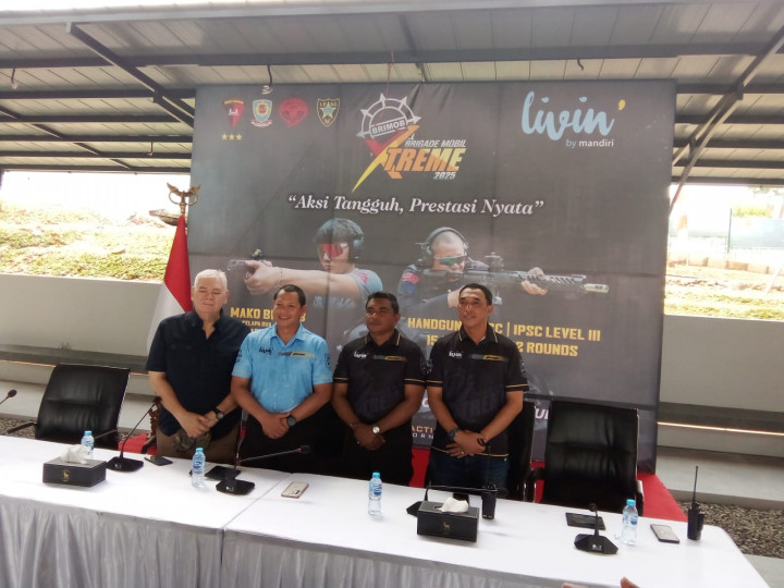 Brimob Menggelar Kejuaraan Menembak Brimob Extreme 2025