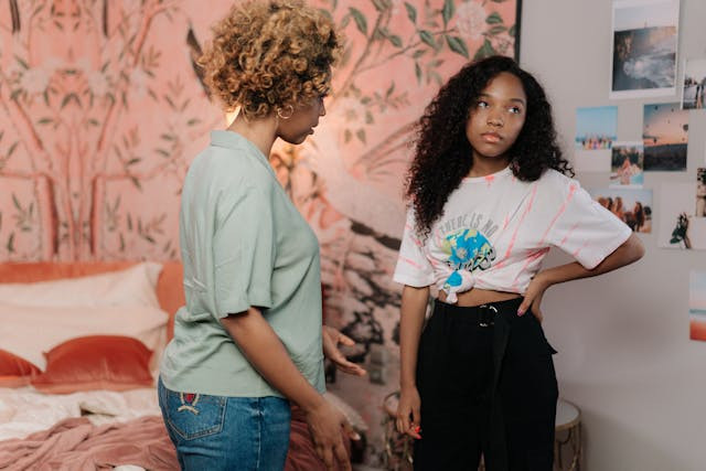 Kiat Membangun Hubungan Lebih Erat dengan Anak Remaja