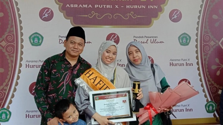 Raih Beasiswa Kedokteran di Tiongkok, Santriwati Ini Hafal Alquran dan Kuasai 3 Bahasa