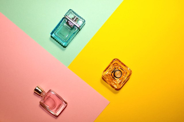 Hindari semprot parfum di dekat sekitar si kecil. (Foto: Ilustrasi/Dok. Pexels.com)