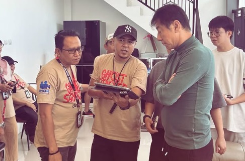 Shin Tae-yong Jadi Cameo di Film Horor Komedi 'Ghost Soccer'