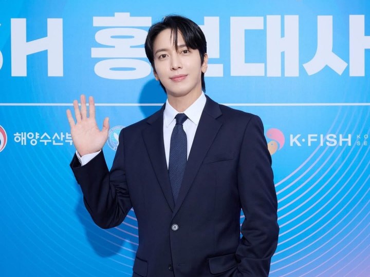 Agensi Batasi Aktivitas Jung Yong Hwa CNBLUE Usai Jalani Operasi Lutut