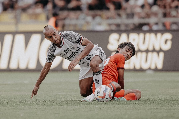 Hasil Liga 1: Bali United Pesta Gol di Markas Semen Padang