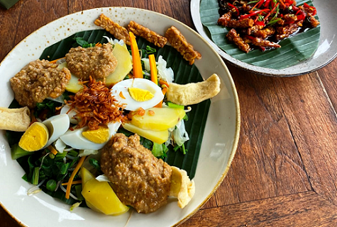 Di sekolah ini para pengunjung untuk menikmati masakan yang dibuat dari bahan-bahan organik dan segar. (Foto: Dok. Istimewa)
