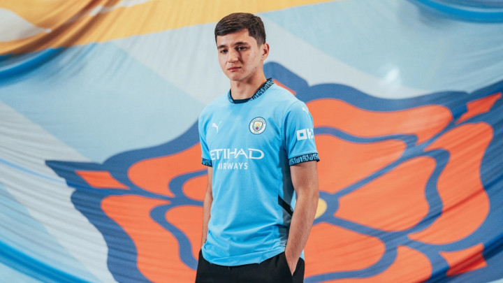 City Tuntaskan Transfer Khusanov