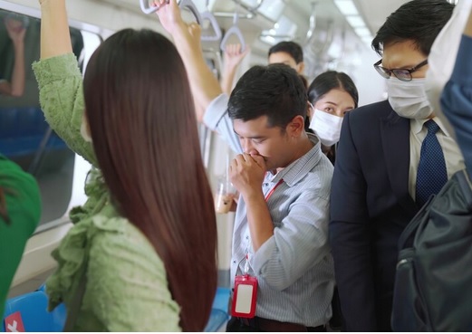 Apakah TB Bisa Menular di Transportasi Umum? Ini Jawaban Dokter