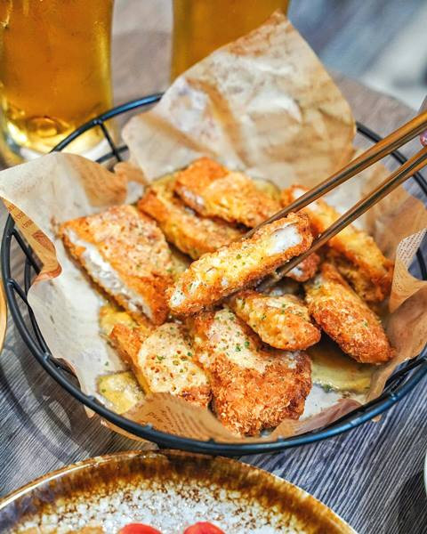 Simak dampak bagi kamu yang suka makan gorengan, fast food dan tinggi kolesterol. (Foto: Ilustrasi/Dok. Pexels.com)
