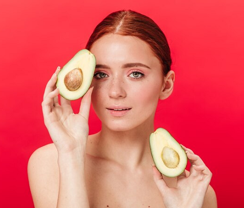 6 Makanan yang Membuatmu Terlihat Lebih Muda Rekomendasi Dokter Kulit