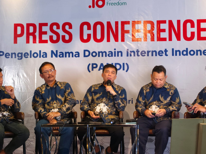 Penggunaan Domain .id Kuasai Pasar Indonesia, Geser .com