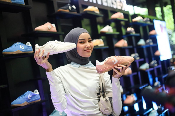 Catat! Ini Cara Merawat dan Menyimpan Sneakers Berbahan Polyester Nylon