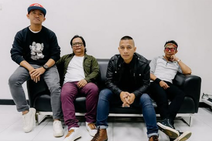 Lagu Baru The Rain 'Di Bawah Hujan' Ceritakan Ketenangan Saat Kesulitan Datang