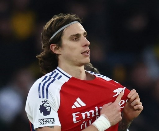 Wolves vs Arsenal: Dua Kartu Merah Warnai Kemenangan Gudang Peluru di Kandang Serigala