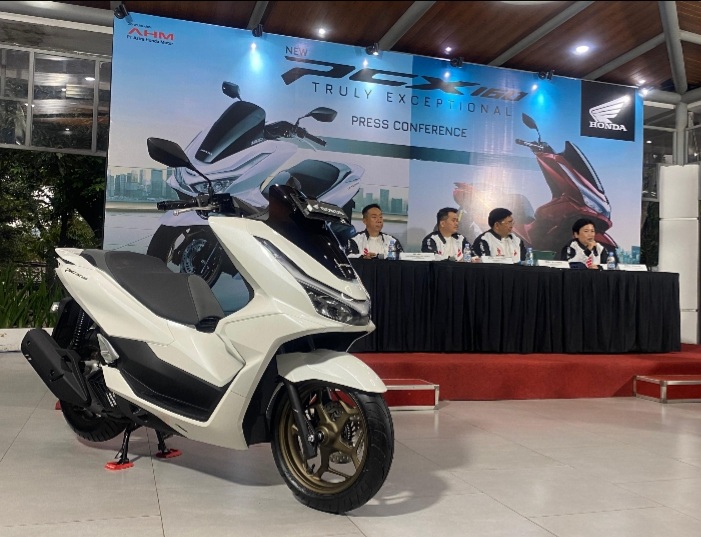 New Honda PCX 160 Meluncur di Jawa Barat, Varian RoadSync Dibanderol Rp40 Jutaan