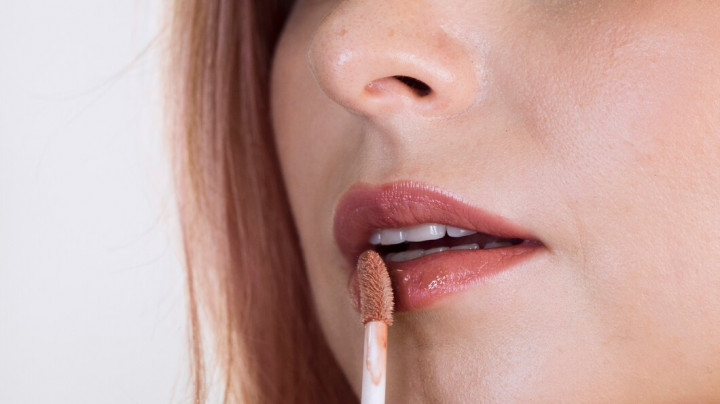 Girls, Ketahui! Ini Jenis-Jenis Aplikator Lipstik agar Hasilnya Lebih Sempurna