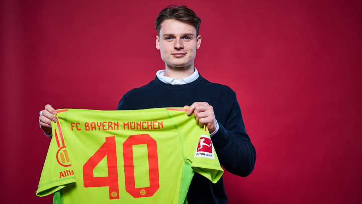 Bayern Muenchen Rekrut Kiper Muda Koeln