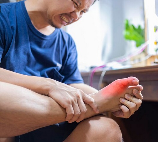 5 Asupan Ini Bisa Bantu Turunkan Kadar Asam Urat, Mau Coba?