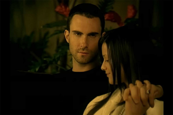 Daftar Lagu Maroon 5 yang Terinspirasi dari Mantan Pacar SMA Adam Levine