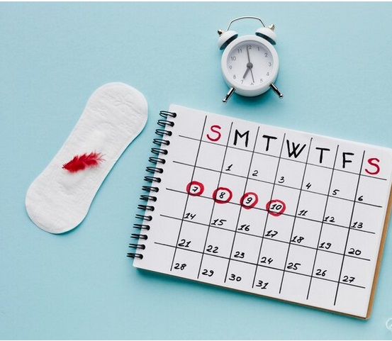 Ada perasaan khawatir ketika siklus terganggu dan justru mengalami keterlambatan menstruasi. Ilustrasi-Freepik