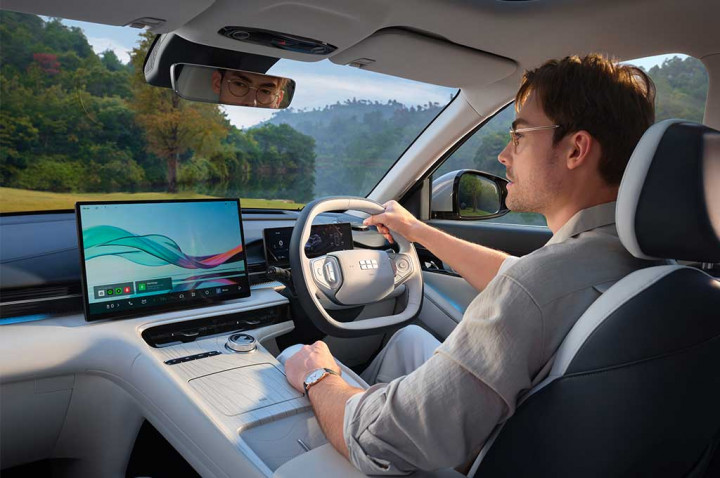 Geely EX5 Janjikan Kualitas Audio Terbaik? Hmm, Bisa Dijajal di IIMS 2025