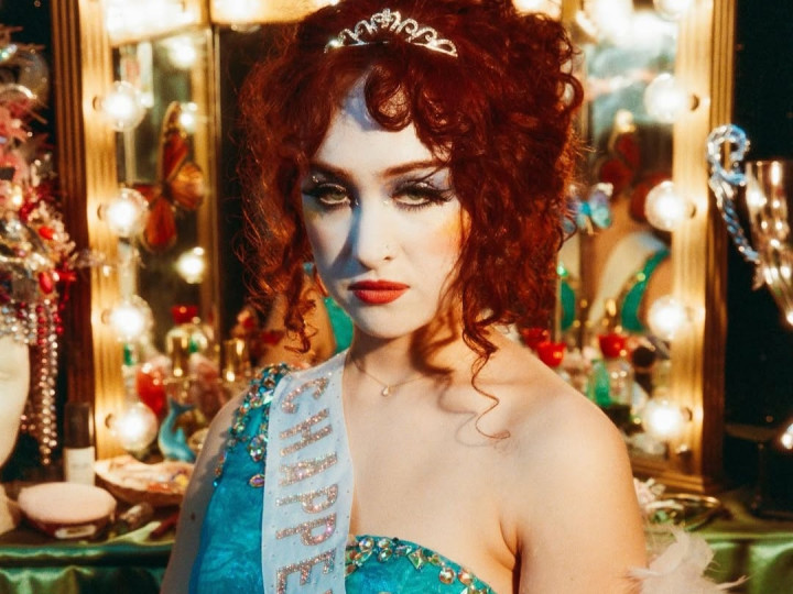 Menang Grammy, Chappell Roan Suarakan Hak Para Musisi