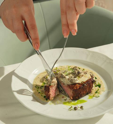 Makan All You Can Eat Picu Hipertensi? Ini Jawaban Dokter