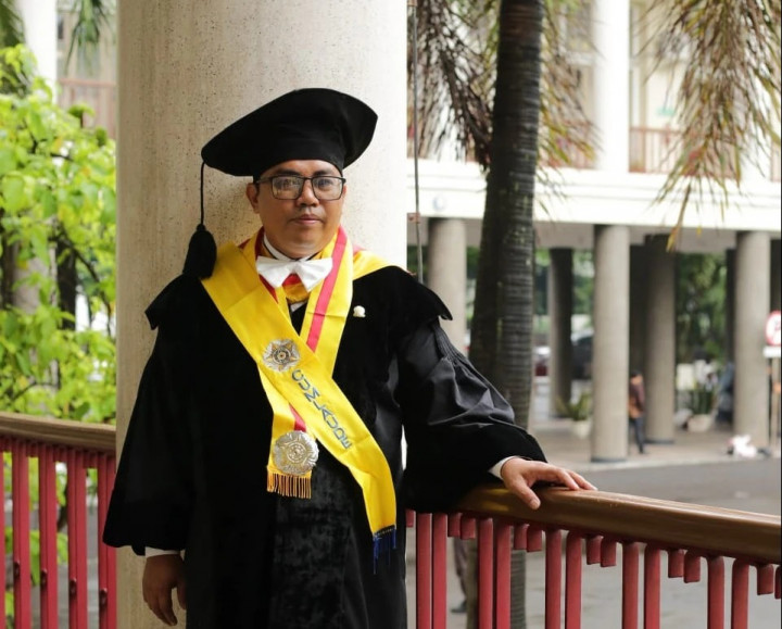 Sempat Ditolak BPI karena Terbentur Usia, Kini Yudi Lulus Doktor dengan IPK 4 di UGM