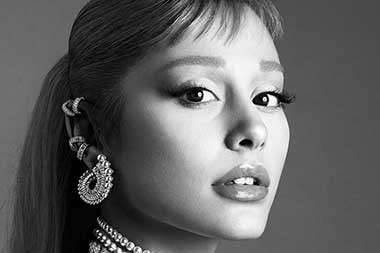 Ariana Grande Sempat Hilang Ingatan Akibat Tekanan Karier