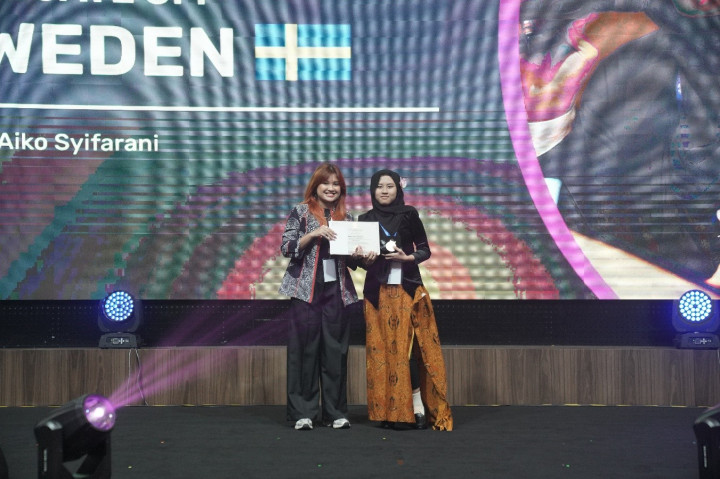 Keren! Siswi SMP Islam Al-Hamidiyah Raih Best Position Paper di AYIMUN 16th Malaysia