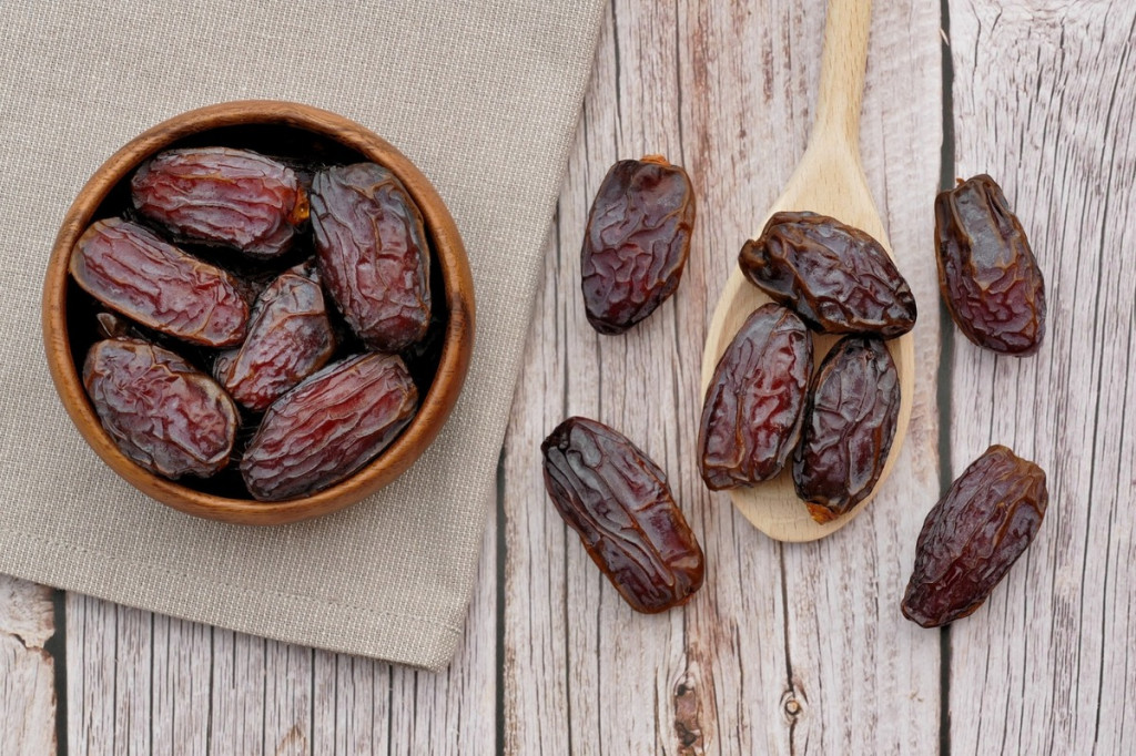 ilustari kurma 