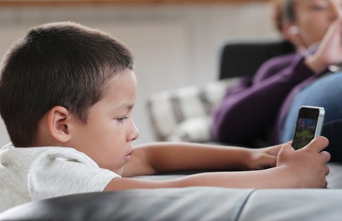 Screen Time Bukan Sekadar Hiburan, Teknologi AI Ini Bisa Kulik Potensi Anak