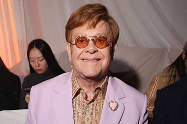 Elton John Rilis Album Baru di Usia 77 Tahun