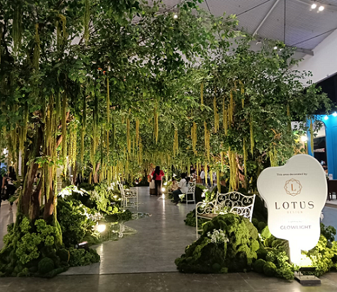 Salah satu dekorasi bertema 'Whimsical Meadow' dari Lotus Design di pameran Bridestory Market 2025. (Foto: Dok. Yuni)