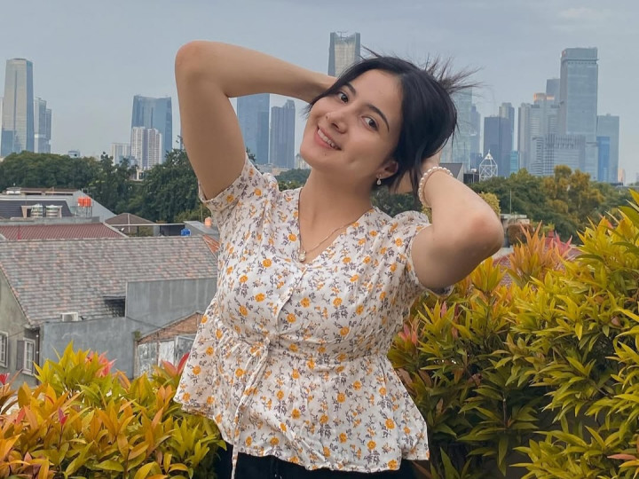 Bulan Sutena Klarifikasi Video Syur 1 Menit 14 Detik: Itu AI!